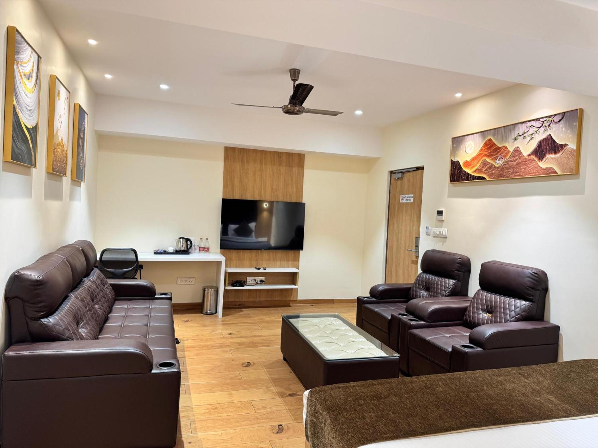 Hotel Touchwood Visákhapatnam Kültér fotó